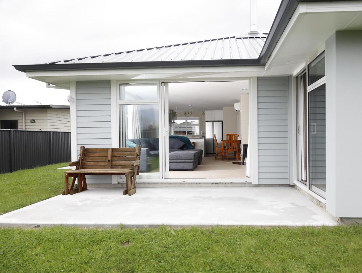 Fiordland Getaway - Te Anau Holiday Home Екстер'єр фото