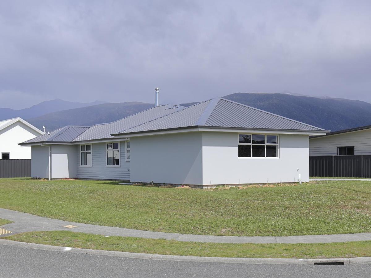 Fiordland Getaway - Te Anau Holiday Home Екстер'єр фото